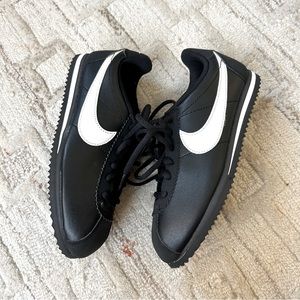BrandNew Nike Classic Cotez Sneakers Black Y4 Eu36